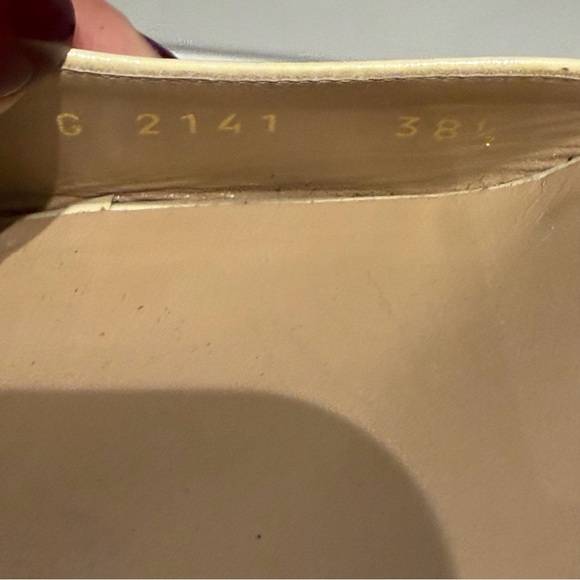 🚨Valentino Garavani Ivory Patent Bow Wedge Sandals 38.5 - Picture 11 of 14